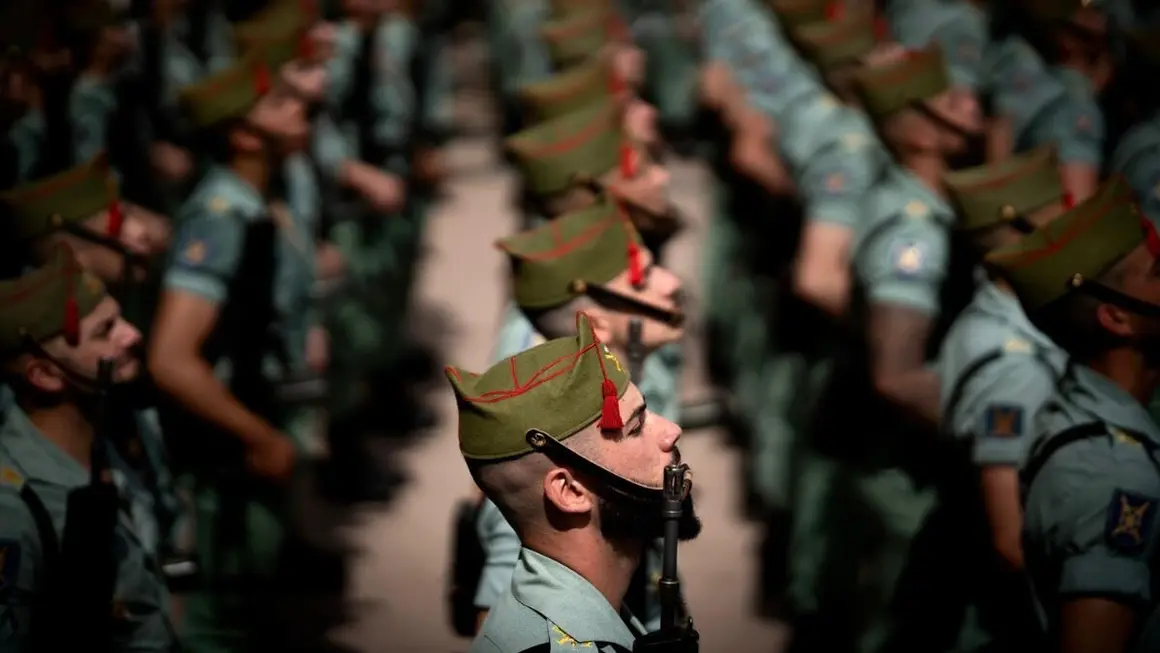 3 La Brigada de la Legión ha estado vinculada tradicionalmente con el Cristo de Mena