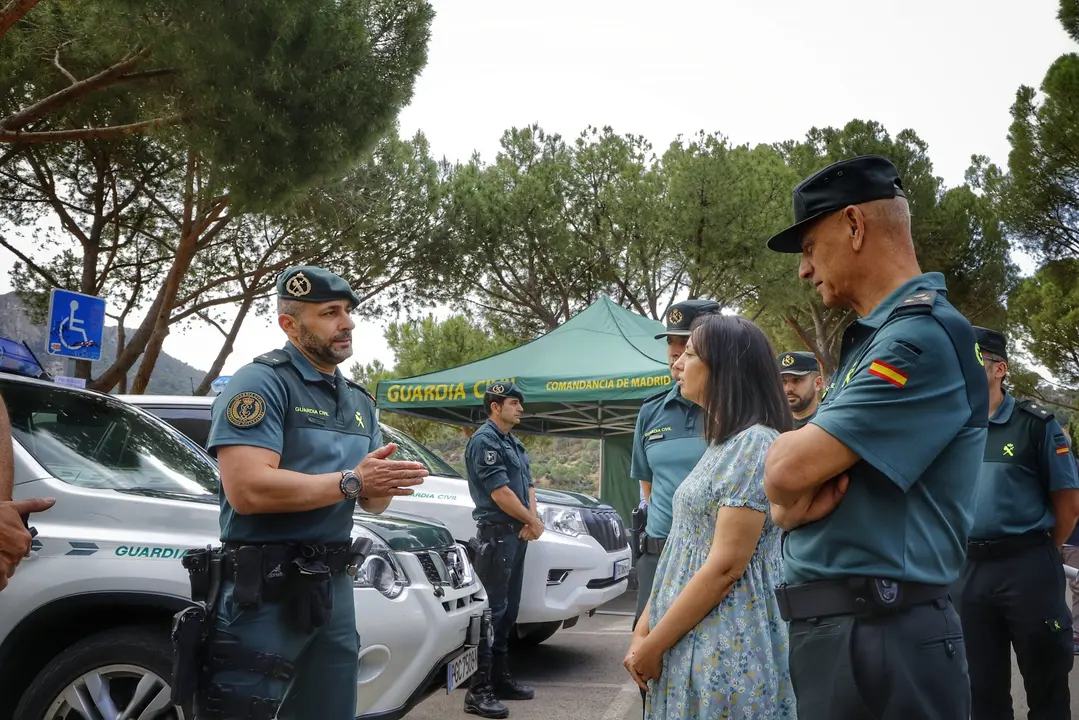 La Delegada del Gobierno, Mercedes González, presentando el Plan Verano 2022