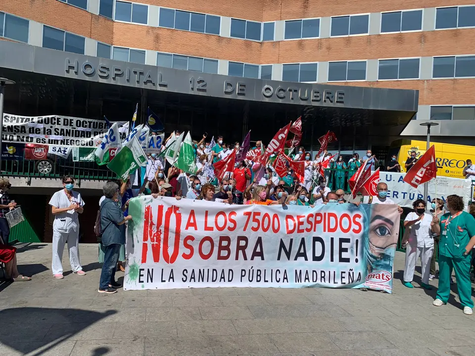 Protestas de profesionales sanitarios en Madrid por falta de efectivos