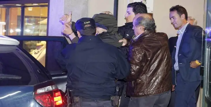 /IMPRESCINDIBLE FIRMAR LA FOTO A LA VOZ DE GALICIA Y RAMON LEIRO///////Agresor de Rajoy en un acto electoral en Pontevedra. FOTO: LA VOZ DE GALICIA / RAMÓN LEIRO