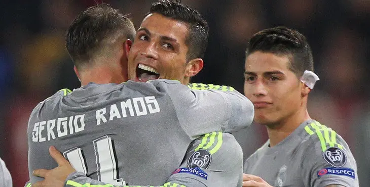 ROME, ITALY - FEBRUARY 17:  Cristiano Ronaldo with Sergio Ramos of Real Madrid CF celebrates after scoring the opening goal during the UEFA Champions League round of 16 first leg match between AS Roma and Real Madrid CF at Stadio Olimpico on February 17, 2016 in Rome, Italy.  (Photo by Paolo Bruno/Getty Images)