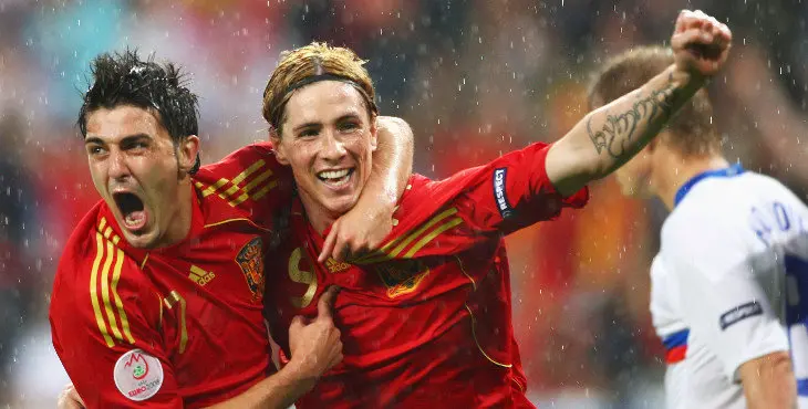 during the UEFA EURO 2008 Group D match between Spain and Russia at Stadion Tivoli Neu on June 10, 2008 in Innsbruck, Austria.