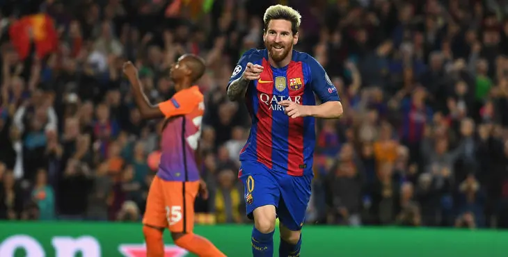 BARCELONA, SPAIN - OCTOBER 19: Lionel Messi of Barcelona celebrates after scoring his third and his team's third goal of the game during the UEFA Champions League group C match between FC Barcelona and Manchester City FC at Camp Nou on October 19, 2016 in Barcelona, Spain. (Photo by Shaun Botterill/Getty Images)