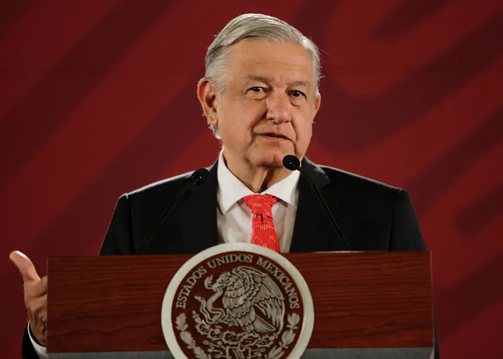 90726002.Ciudad de México, 26 Jul 2019, (Notimex-Alejandro Guzmán).- El Presidente Andrés Manuel López Obrador detalló el plan de mantenimiento que se está llevando en las plantas de la Comisión Federal de Electricidad. Los esfuerzos se enfocarán en la rehabilitación de las plantas existentes, la creación de nuevas, así como modernizar el sistema eléctrico con nuevas tecnologías. México, 26 de julio del 2019. NOTIMEX/FOTO/ALEJANDRO GUZMÁN/AGV/POL/4TAT