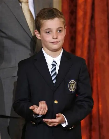 The youngest son of French President Nicolas Sarkozy, Louis, attends the Presidential handover ceremony at the Elysee Palace in Paris, May 16, 2007. REUTERS/ Charles Platiau (FRANCE)