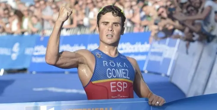 DMCF02. Stockholm (Sweden), 22/08/2015.- Javier Gomez Noya of Spain wins the men's Olympic distance race of the 2015 ITU World Triathlon in Stockholm, Sweden, August 23, 2015. (España, Estocolmo, Suecia) EFE/EPA/JONAS EKSTROMER SWEDEN OUT