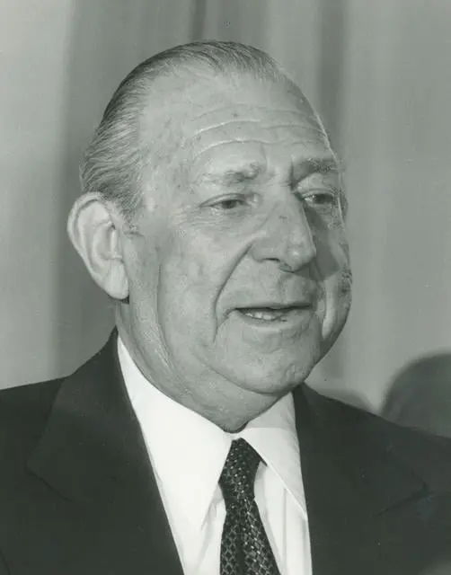 Don Juan de Borbón, Conde de Barcelona