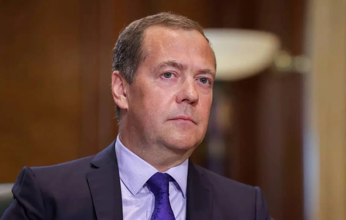 MOSCOW REGION, RUSSIA - AUGUST 26, 2022: Dmitry Medvedev, Deputy Chairman of the Russian Security Council, Chairman of United Russia, gives an interview to French news channel LCI at his Gorki residence. Yekaterina Shtukina/POOL/TASS
Ðîññèÿ. Ìîñêîâñêàÿ îáëàñòü. Ïðåäñåäàòåëü ïàðòèè "Åäèíàÿ Ðîññèÿ", çàìåñòèòåëü ïðåäñåäàòåëÿ Ñîâåòà áåçîïàñíîñòè ÐÔ Äìèòðèé Ìåäâåäåâ âî âðåìÿ èíòåðâüþ ôðàíöóçñêîìó òåëåêàíàëó LCI â ðåçèäåíöèè "Ãîðêè". Åêàòåðèíà Øòóêèíà/POOL/ÒÀÑÑ