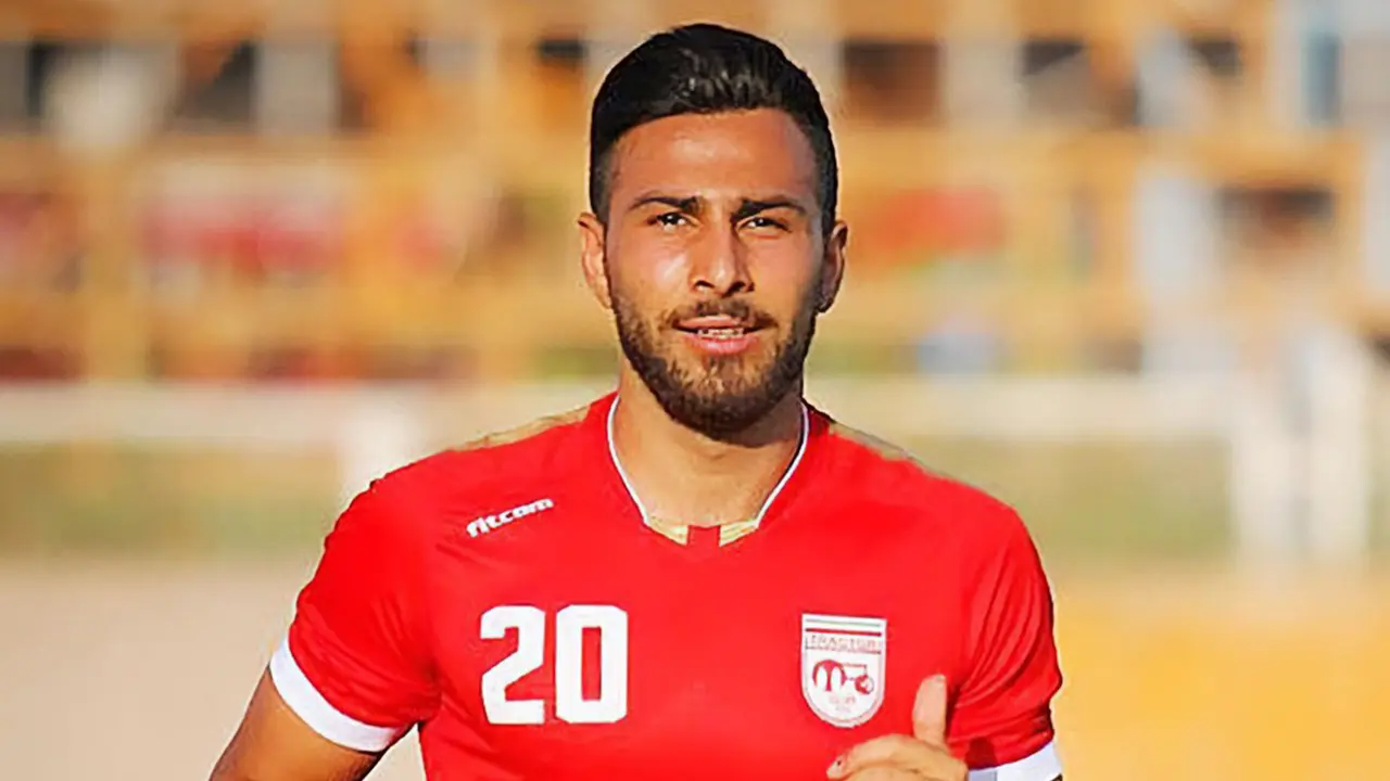Amir Nasr-Azadani con la camiseta de Irán | Fuente: FIFPRO