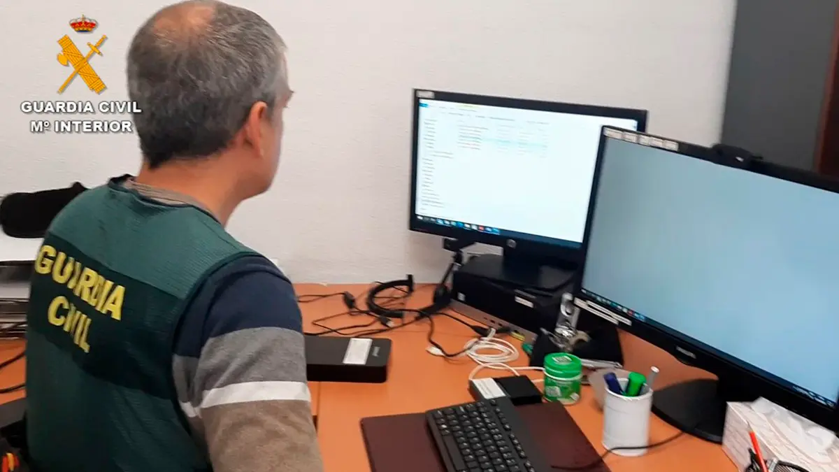 Cuatro detenidos en Almería por extorsionar con vídeos sexuales que manipulaban con menores