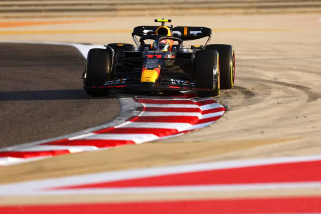Sergio Pérez en el Día 3 de test de pretemporada Fórmula 1 en Baréin | Fuente: Getty Images