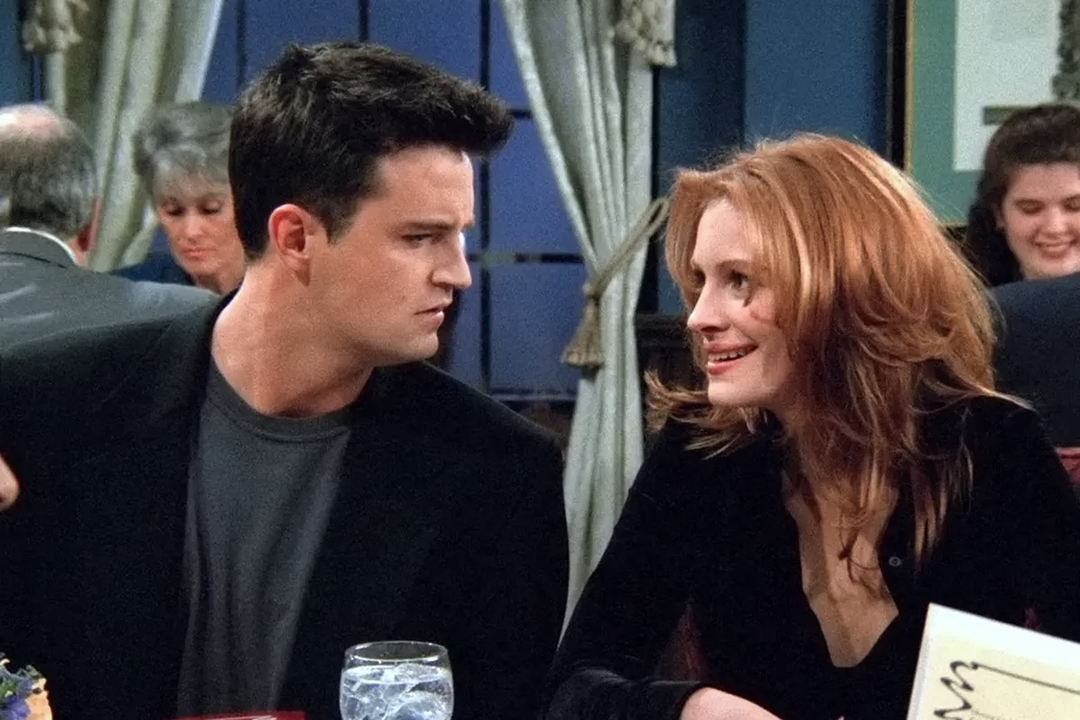 Parejas famosas: Matthew Perry y Julia Roberts tuvieron un breve romance en los noventa