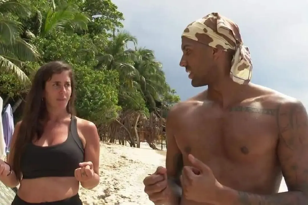 Yulen Pereira y Anabel Pantoja en Supervivientes, donde se conocieron e iniciaron su relación / Telecinco