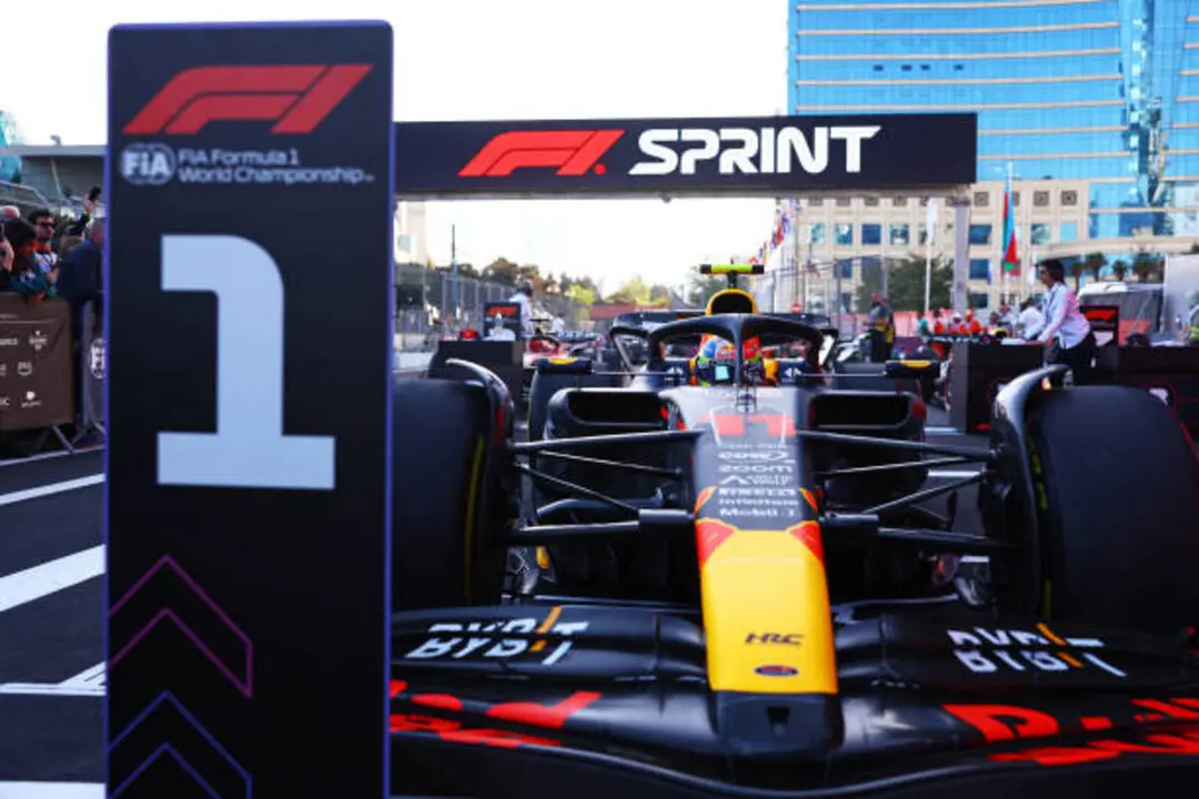 Sergio Pérez se lleva la carrera al sprint del Gran Premio de Azerbaiyán | Fuente: Getty Images