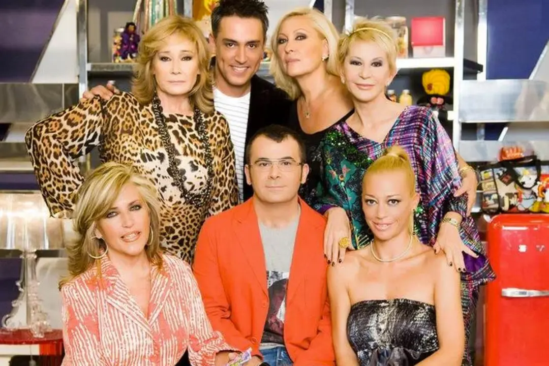 Imagen promocional de Sálvame en sus inicios, en 2009 - Mediaset