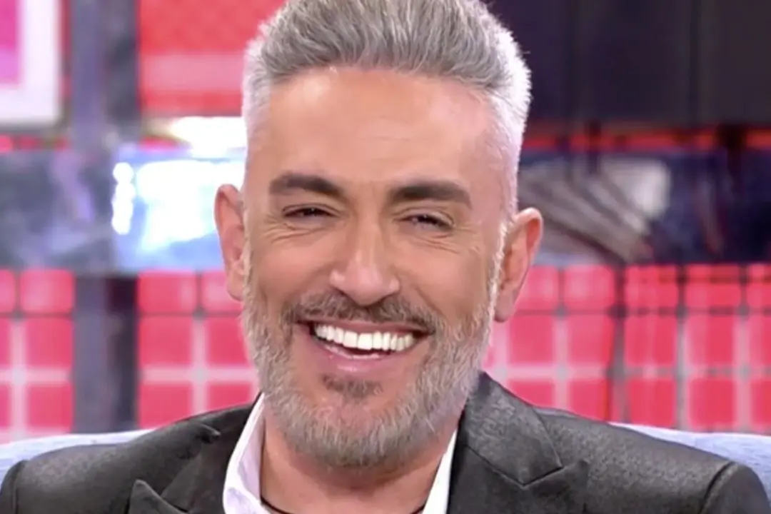 Kiko Hernández durante su primera entrevista en el 'Deluxe' - Mediaset