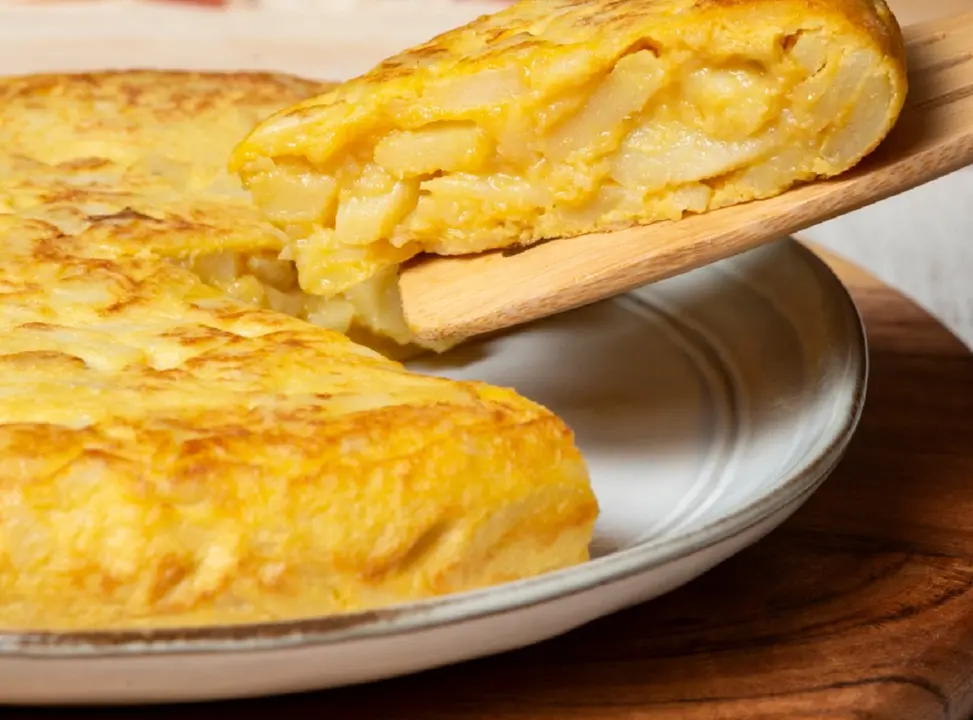 Tortilla de patata / Freepik