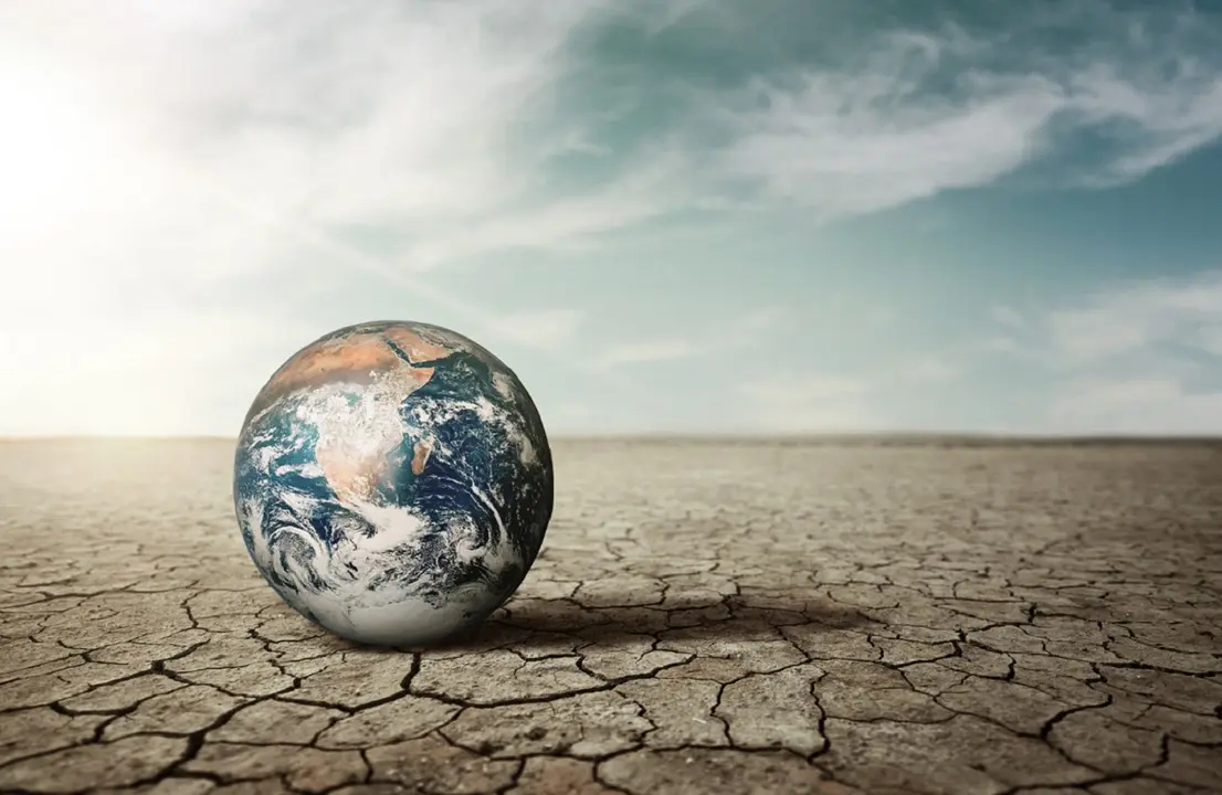 Imagen de <a href="https://www.freepik.es/foto-gratis/cambio-climatico-suelo-seco_21248833.htm#query=calentamiento%20global&position=5&from_view=keyword&track=ais">Freepik</a>