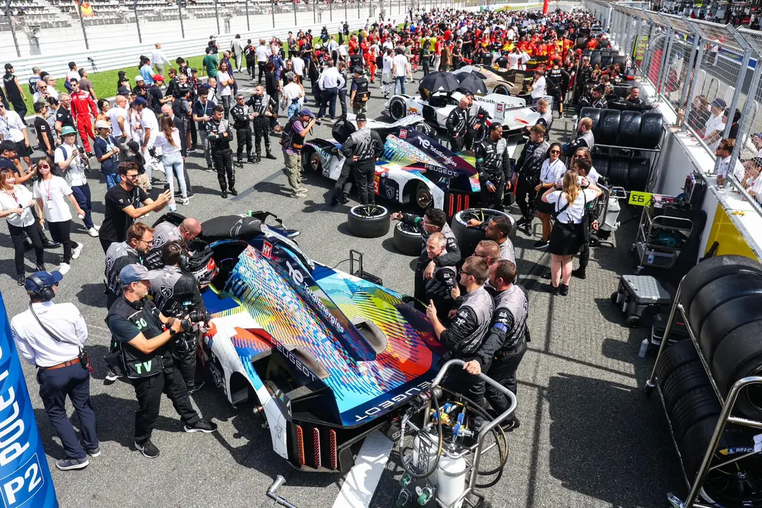 94 DUVAL Loic (fra), MENEZES Gustavo (usa), VANDOORNE Stoffel (bel), Peugeot TotalEnergies, Peugeot 9x8, starting grid, grille de depart during the 6 Hours of Fuji 2023, 6th round of the 2023 FIA World Endurance Championship, from September 7 to 10, 2023 on the Fuji Speedway, in Oyama, Japan - Photo Antonin Vincent / DPPI