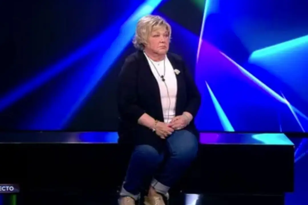Karina en un momento del Debate de Gran Hermano donde se confirmó su abandono - Mediaset