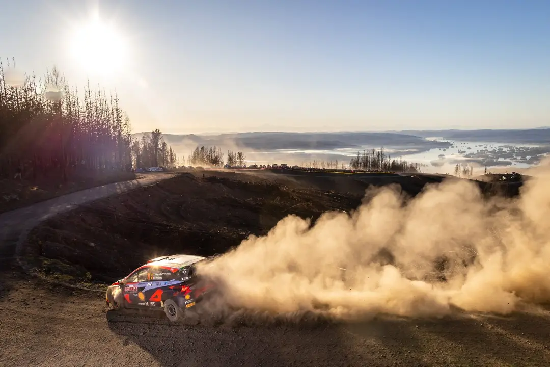 2023 FIA World Rally Championship
Round 11, Rally Chile
27 September - 01 October 2023
Thierry Neuville, Martijn Wydaeghe, Hyundai i20 N Rally1 Hybrid
Photographer: Dufour Fabien
Worldwide copyright: Hyundai Motorsport GmbH