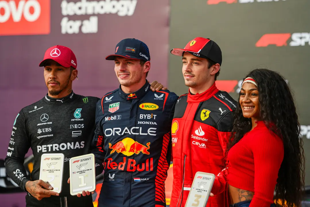 Max Verstappen, Lewis Hamilton y Charles Leclerc en la sprint de Estados Unidos | Fuente: Red Bull