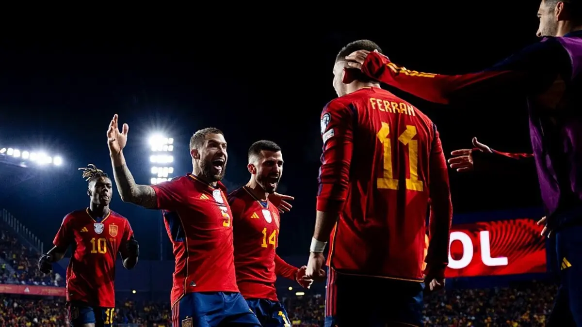 España gana 3-1 a Georgia | Fuente: @SEFutbol