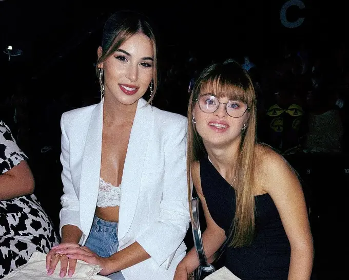 Instagram Sara Cisneros