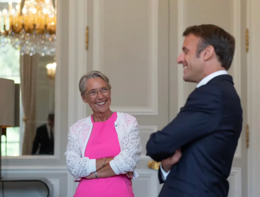 Elisabeth Borne junto a Emmanuel Macron / Twitter Macron