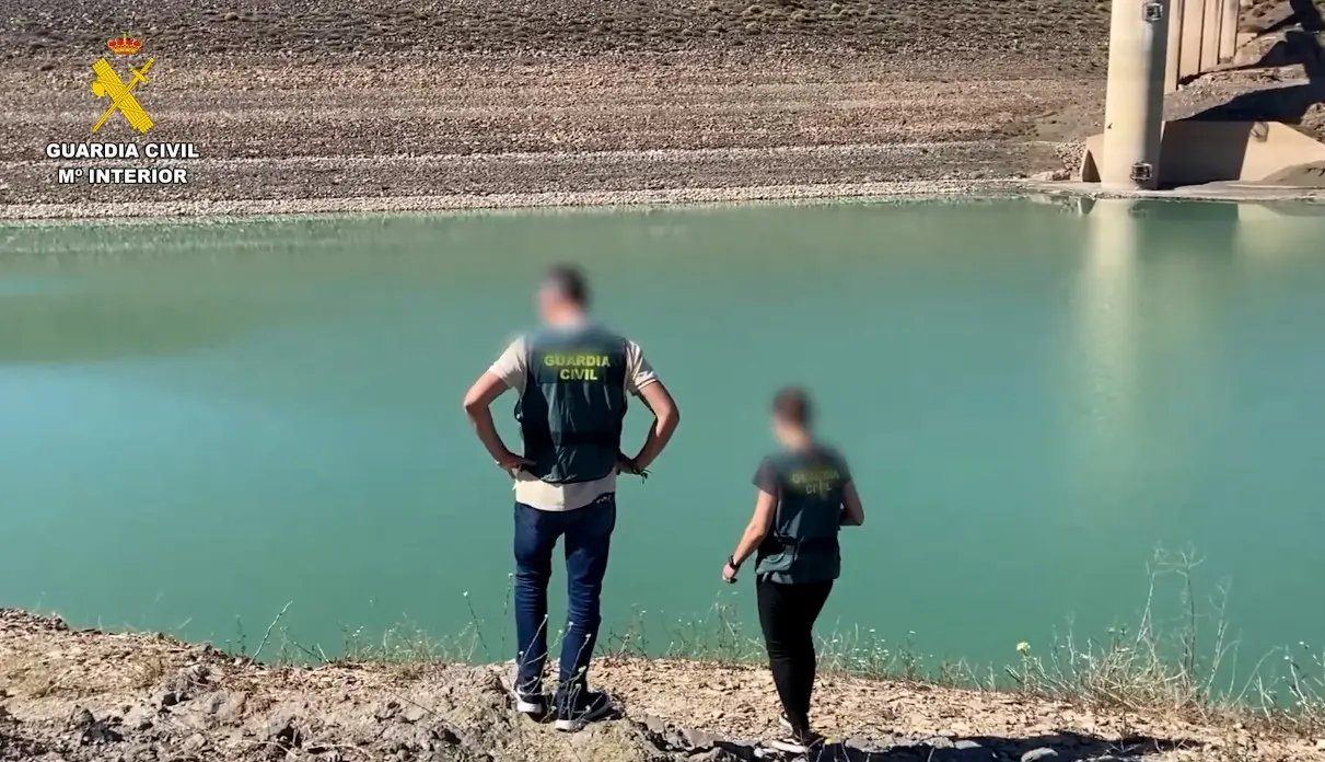 Guardia civil agua