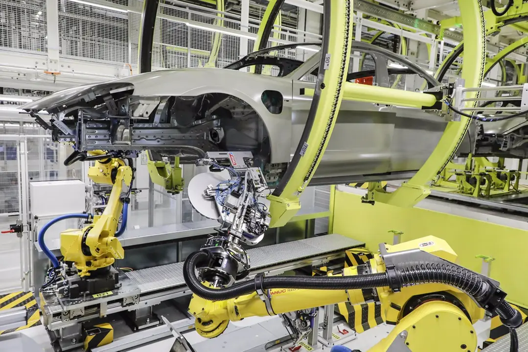 16/04/2021 Fabrica de vehículos.
ECONOMIA
PORSCHE
