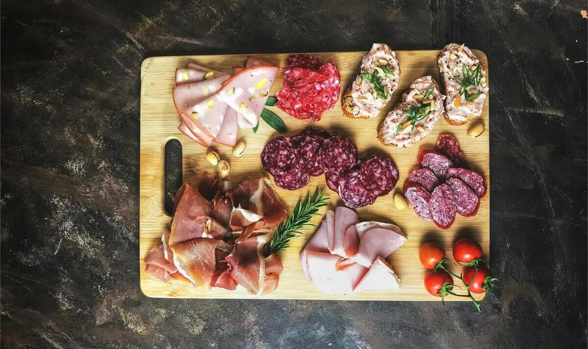 Tabla de embutidos | Fuente: Pexels
