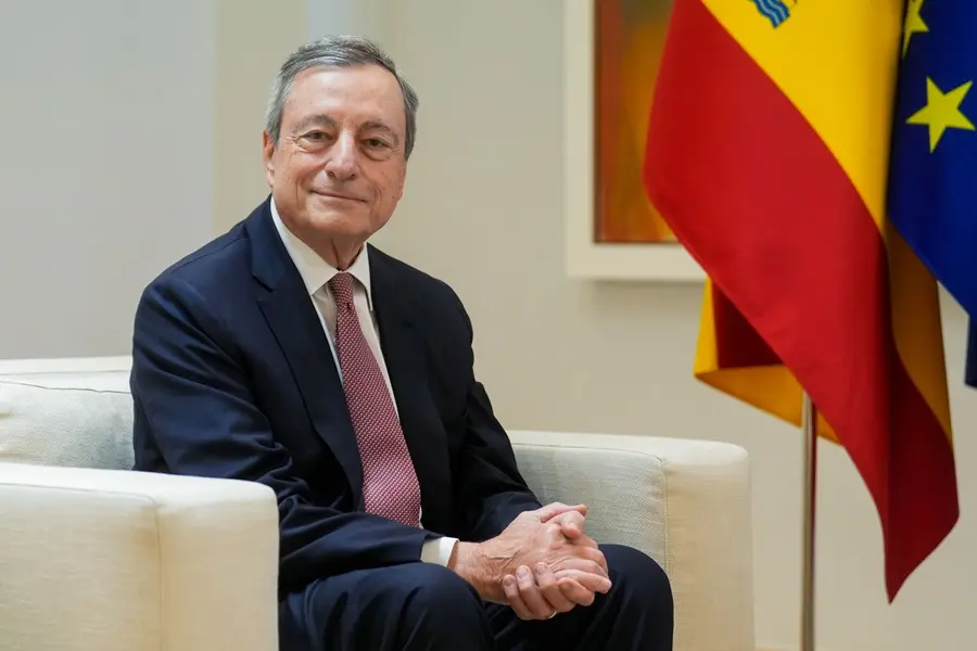 MADRID, 13/06/2024.-El exprimer ministro de la República Italiana Mario Draghi, durante su encuentro con el presidente del Gobierno, Pedro Sánchez, este jueves en el Palacio de la Moncloa.-EFE/ Borja Sánchez-trillo