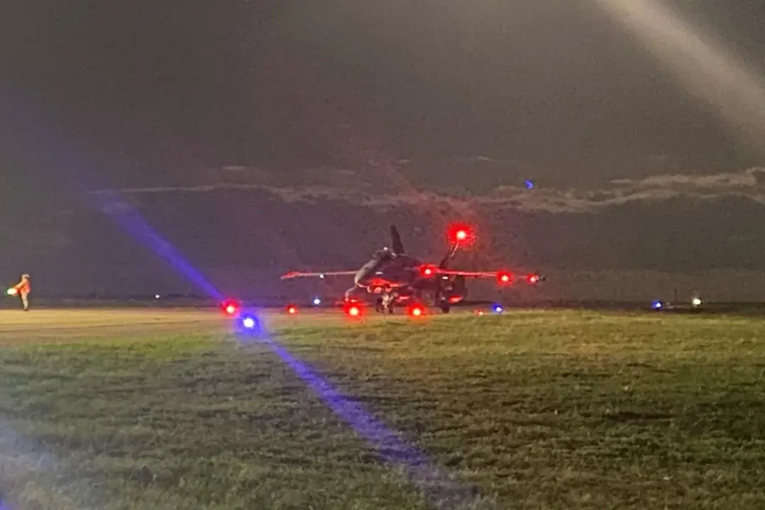 El dron ruso fue identificado por los radares de alerta temprana de las Fuerzas Armadas rumanas. (Fotos: EA).
