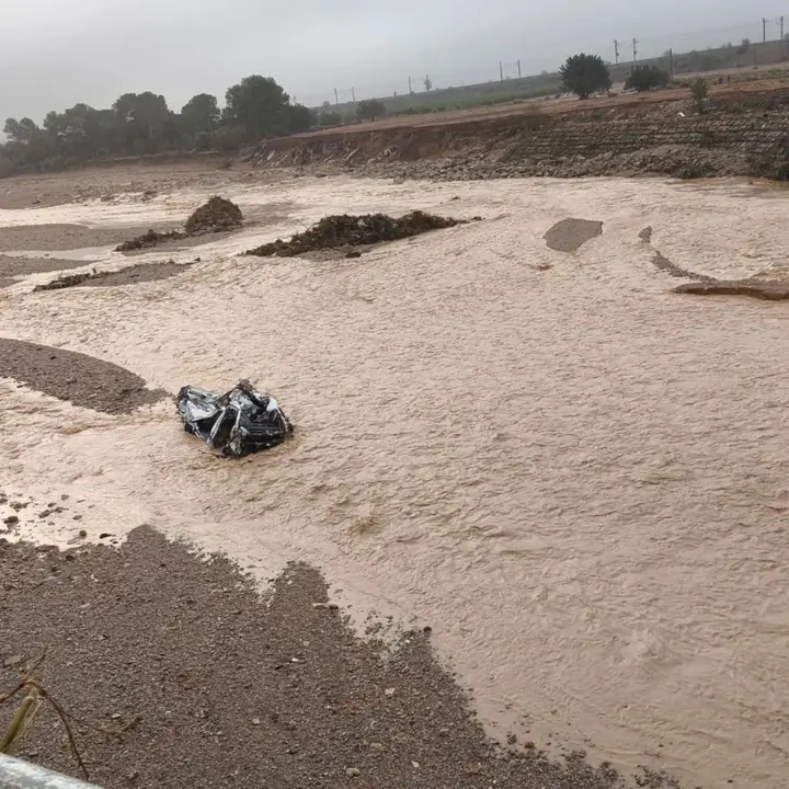 Las inundaciones causan graves daños al sistema ferroviario entre Valencia y Madrid