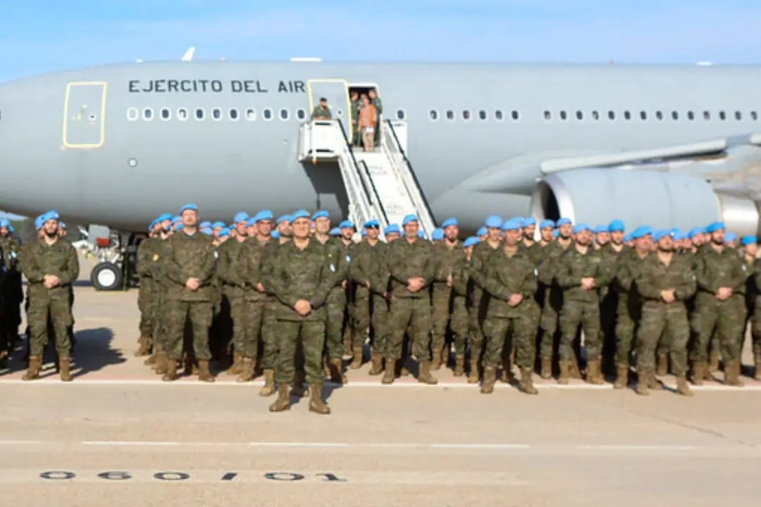 Miembros del nuevo contingente de cascos azules españoles que ha partido hacia Líbano. (Foto: Marco Romero / MDE).