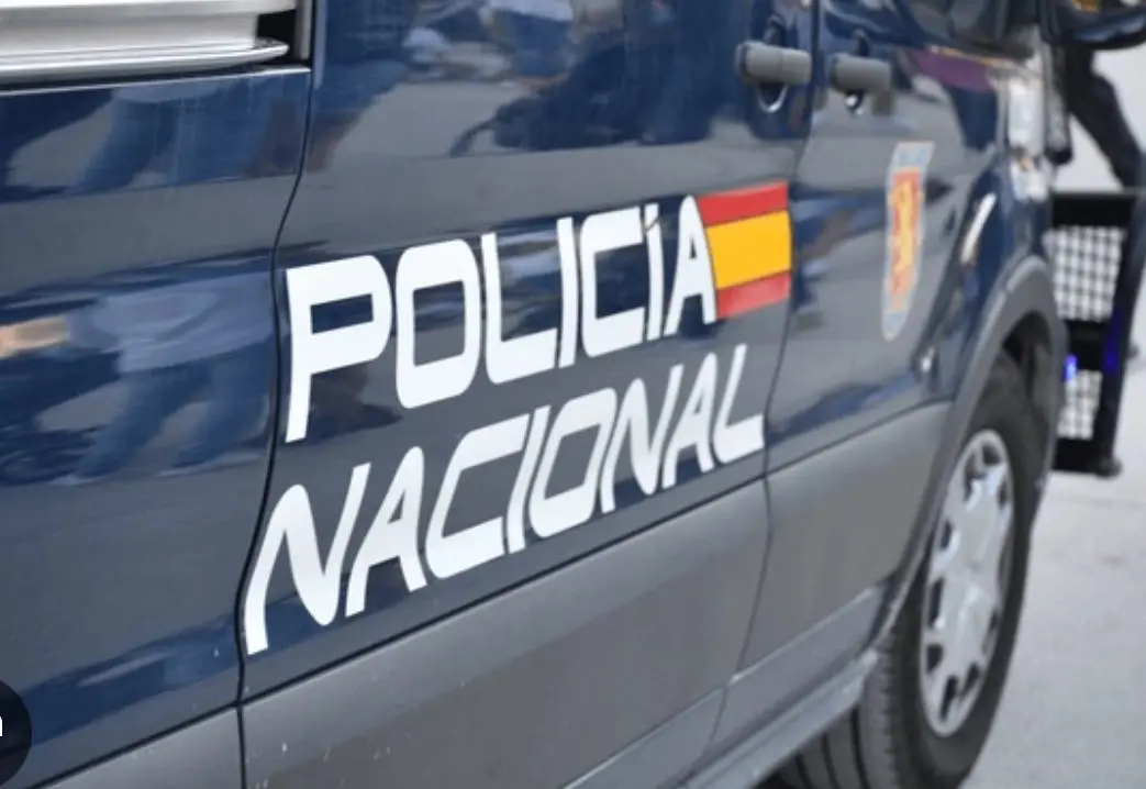 Policía Nacional/ X