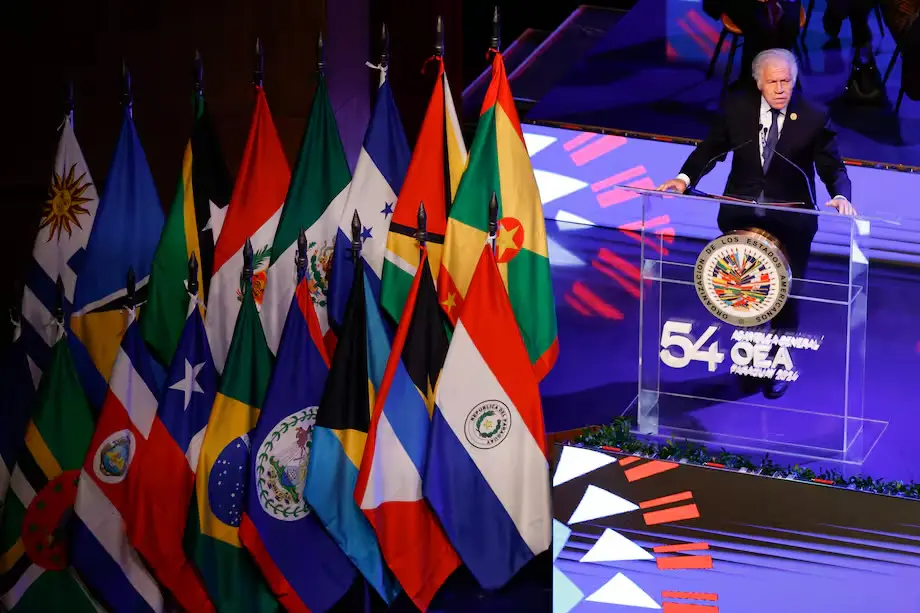 Asamblea en la Organización de Estados Americanos (OEA), organismo regional que reúne a los países del continente americano para abordar temas de interés para la región.