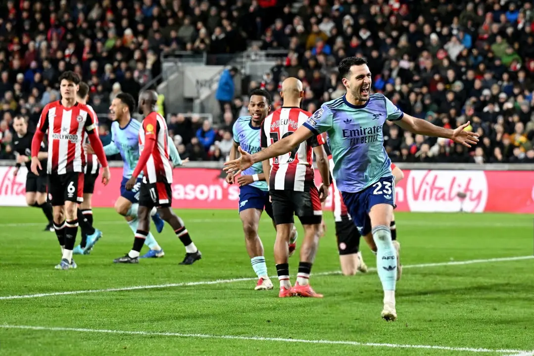 Segundo gol de Mikel Merino con el Arsenal. Fuente: AFC Pics/ X