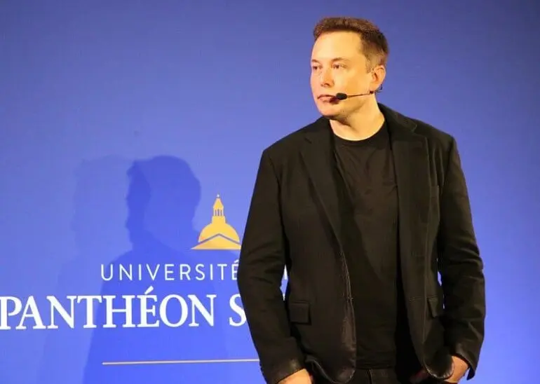 Musk, uno de los 11 fundadores de OpenAI, proporcionó la financiación de 45 millones de dólares antes de dejar la empresa tres años después. Via Instagram