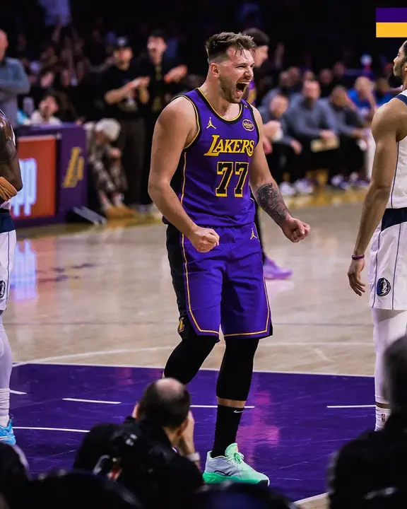 Dončić ya ha jugado contra su exequipo firmando un triple-doble Fuente: Los Ángeles Lakers/ X