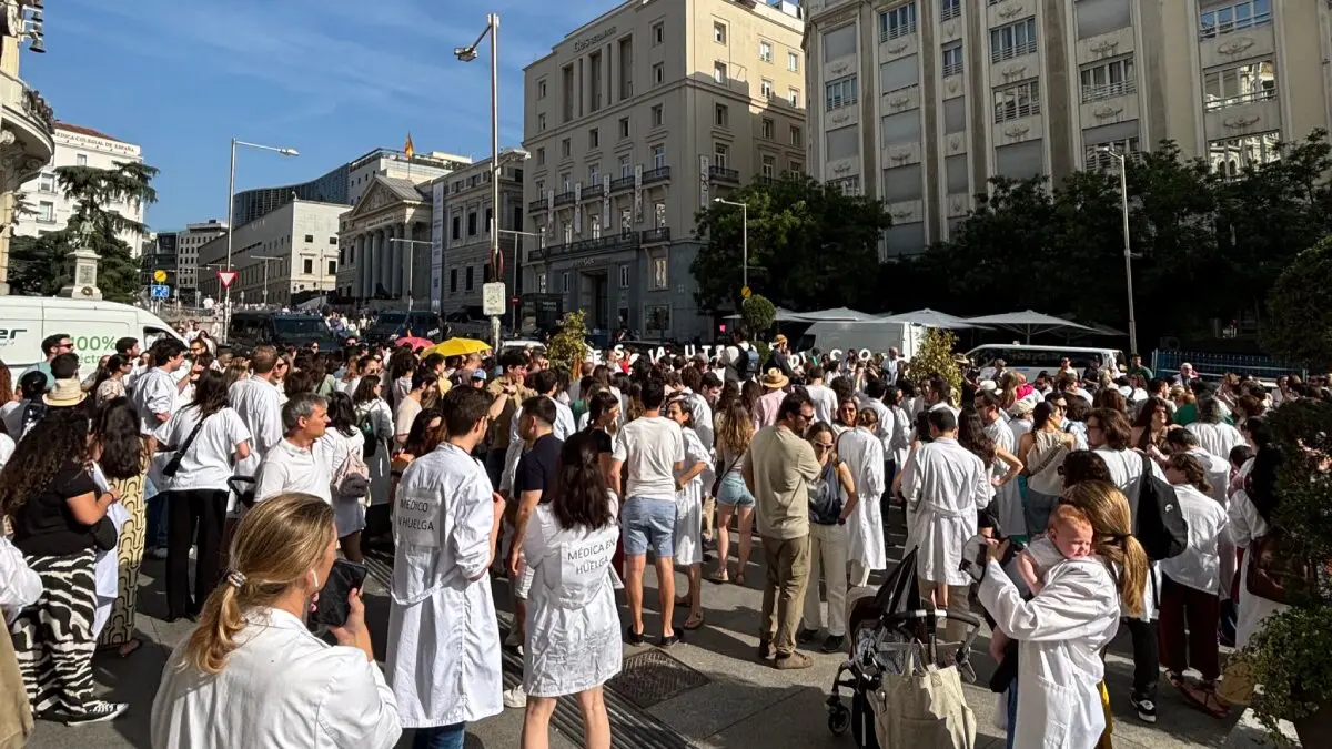 Por un Estatuto Médico y Facultativo / Amyts