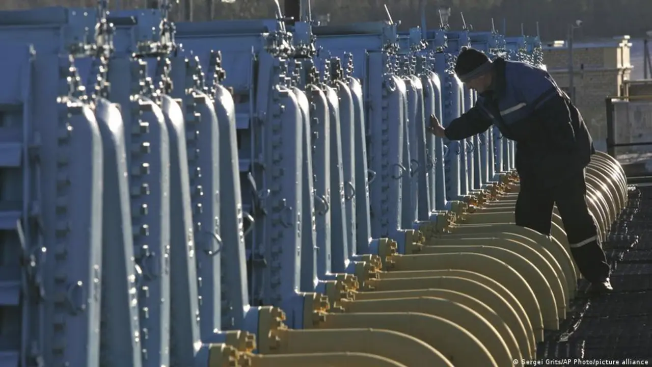 Técnicos de Gazprom en una de sus instalaciones
