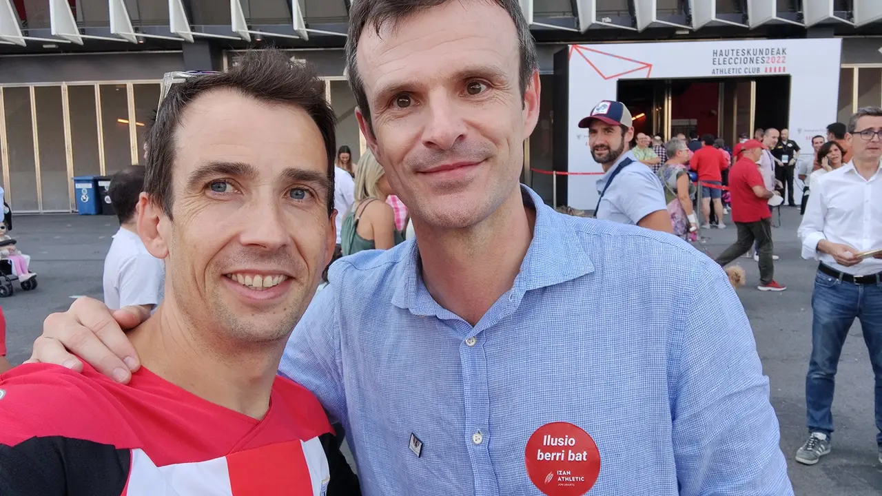 Jon Uriarte (a la derecha), nuevo presidente del Athletic