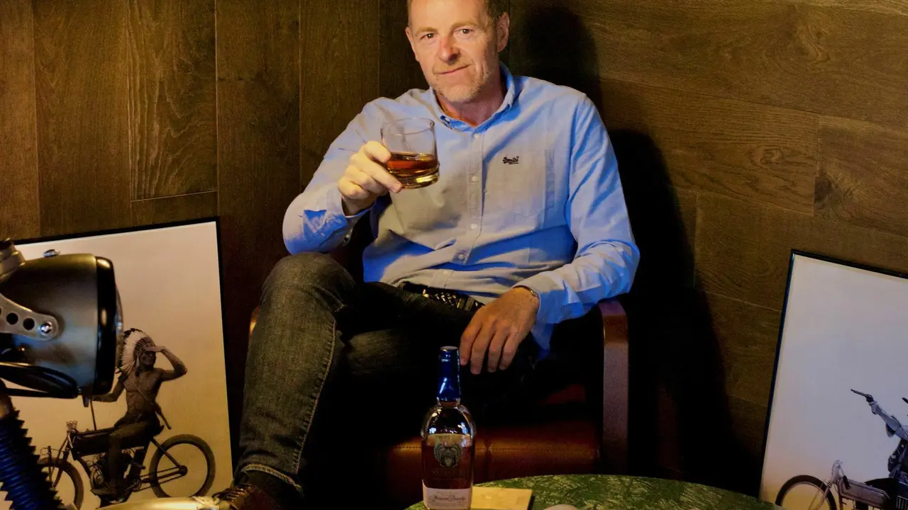 Valentín González, creador del whisky Metrópoli