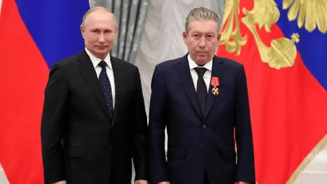 El presidente de la petrolera junto a Vladimir Putin. Fuente TASS
