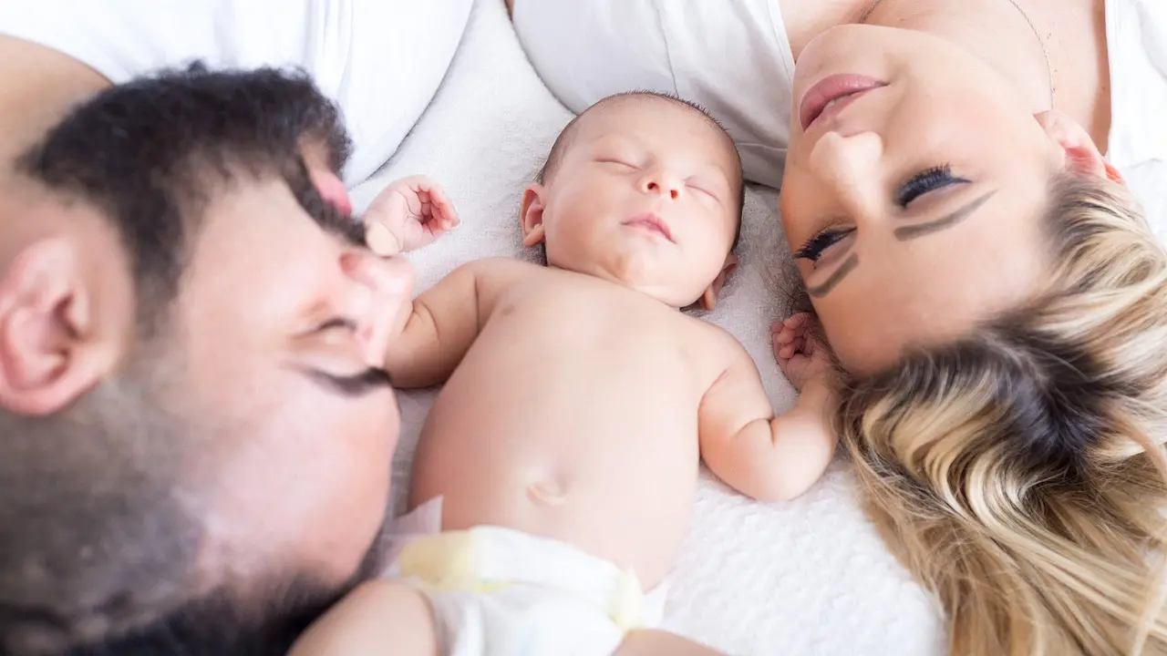 Una familia de tres miembros