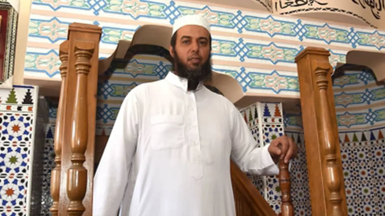 Benaouda en la mezquita talayuela