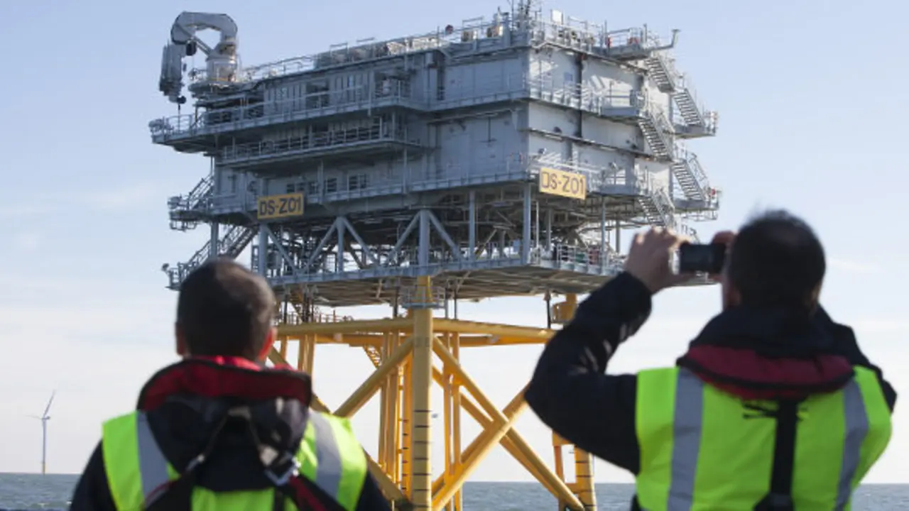 ScottishPower's West of Duddon sands off shore wind farm site.

Pic by Chris James  29/14