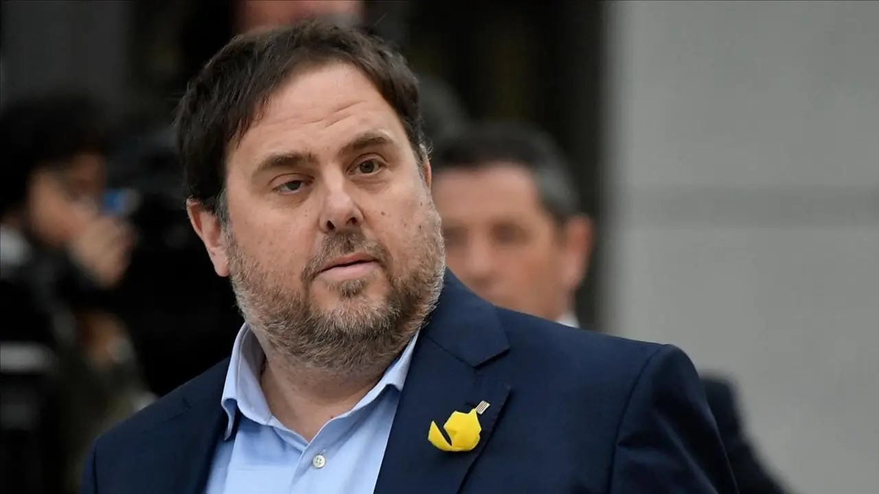 Catalan deposed regional vice president Oriol Junqueras arrives at the National Court in Madrid on November 2  2017 to be questioned over his efforts to spearhead Catalonia s independence drive  Spain is set for another day of high drama in the Catalonia crisis with a judge in Madrid to grill the deposed leaders of the region s separatist government    AFP PHOTO   GABRIEL BOUYS